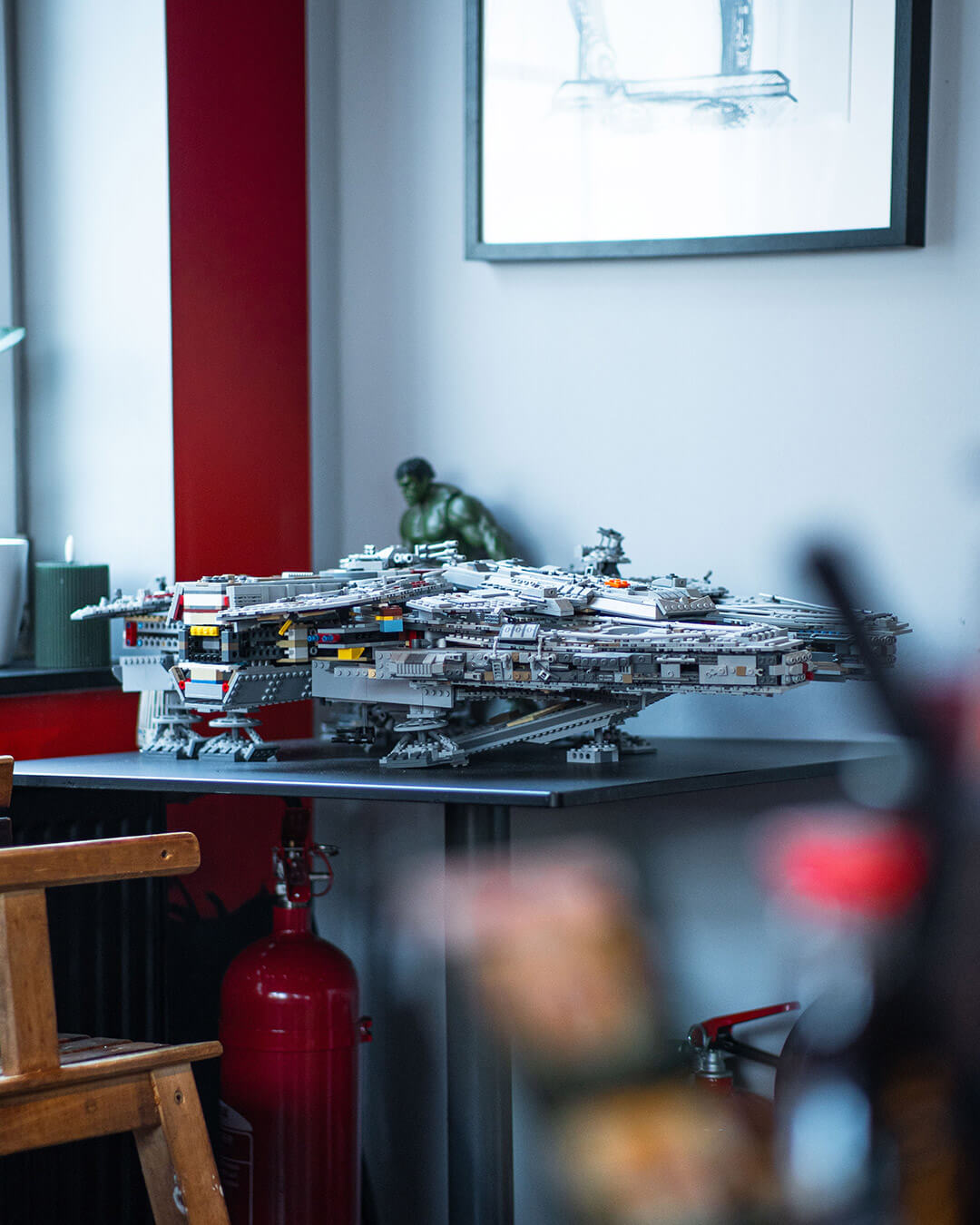 Moto Kitchen Nadorster Straße – Oldenburg: Einblick in den Sitzbereich des Stores